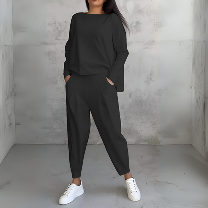 Women's Two Piece Leisure Suit Round Neck Long Sleeves