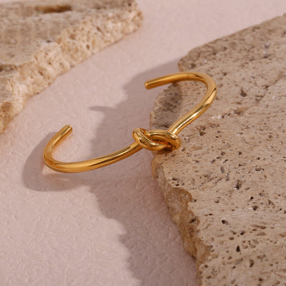 Stylish Dravi Cuff Bracelet