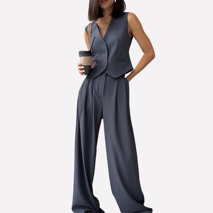 Women's Sleeveless Vest And Pants Set - VibreMode