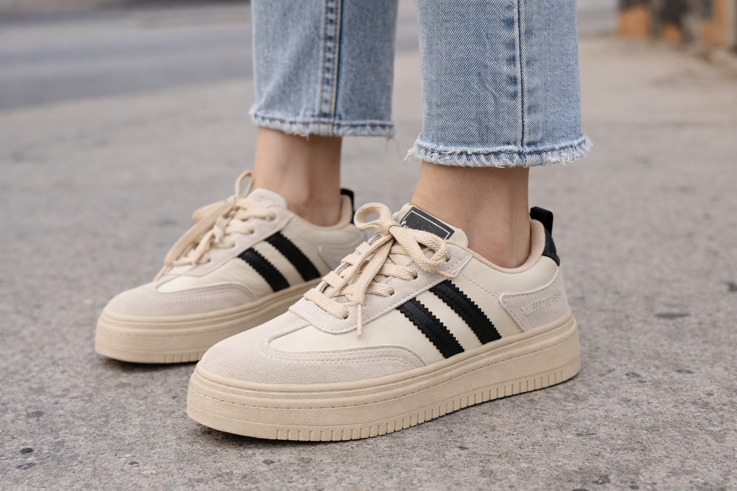 Women's Retro Sneakers Platform Sole Classic Stripe