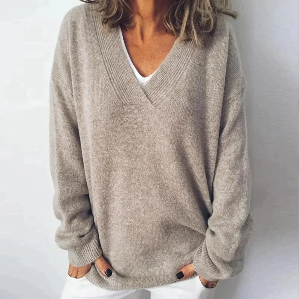 Women's Lightweight V Neck Spring Sweater - VibreMode