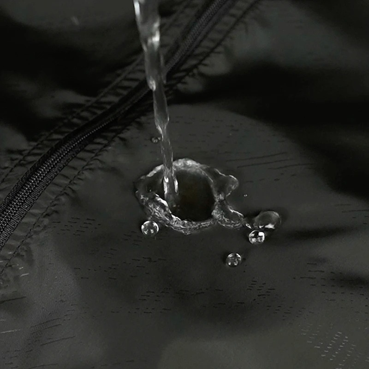Vernazza Men's Waterproof Hooded Windbreaker Jacket Lightweight
