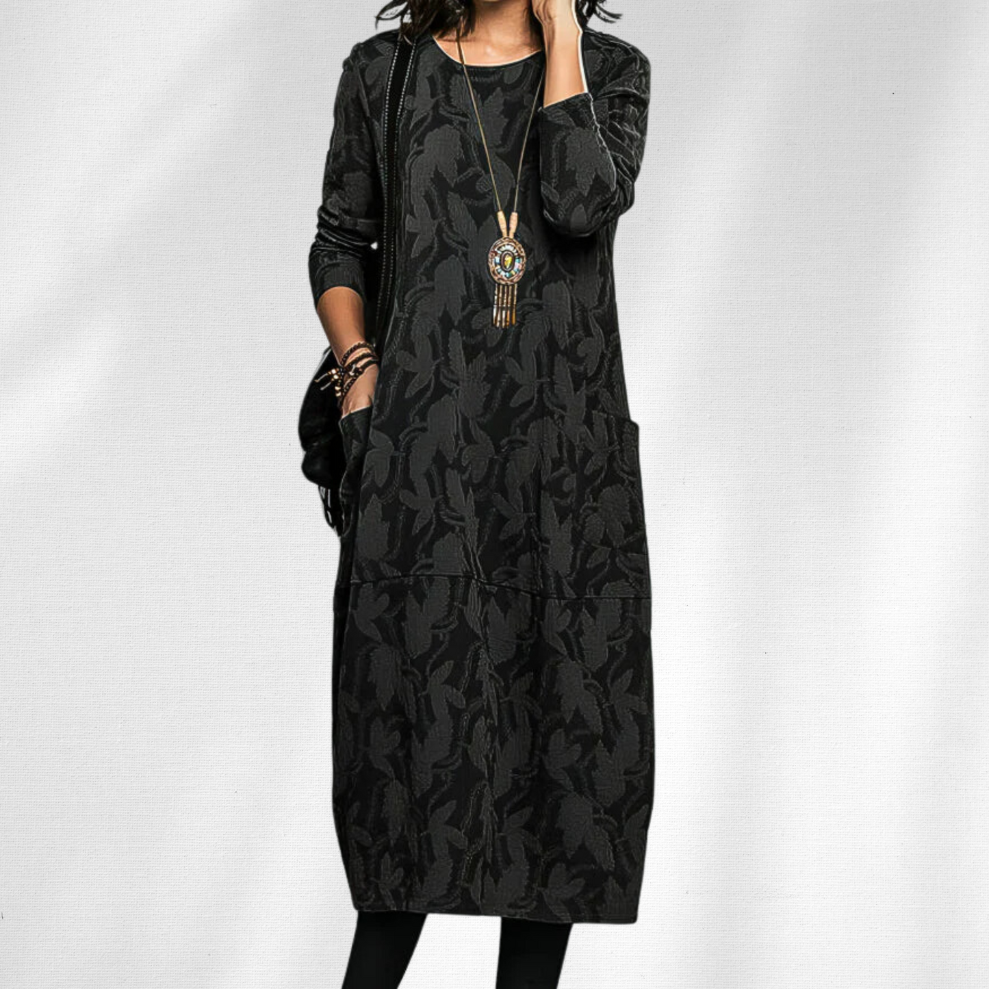Elegant Women's Crewneck Winter Dress