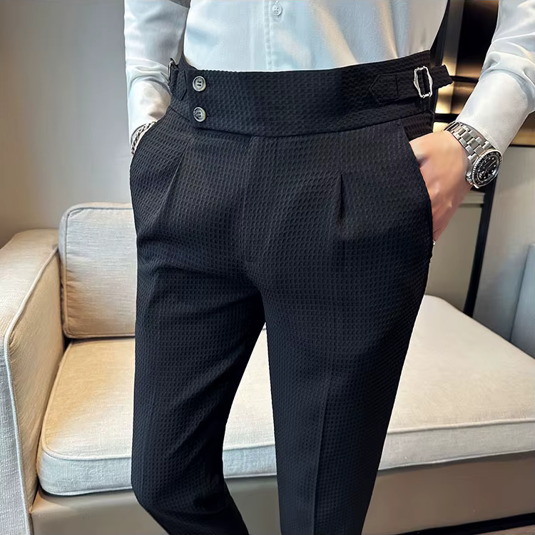 Men's Textured Pleated Front Trousers