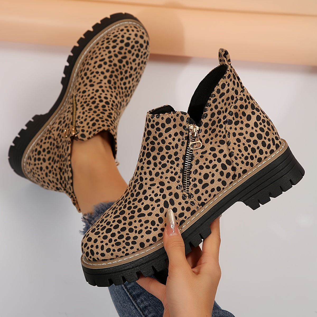 Comfortable Women's Ankle Boots with Arch Support