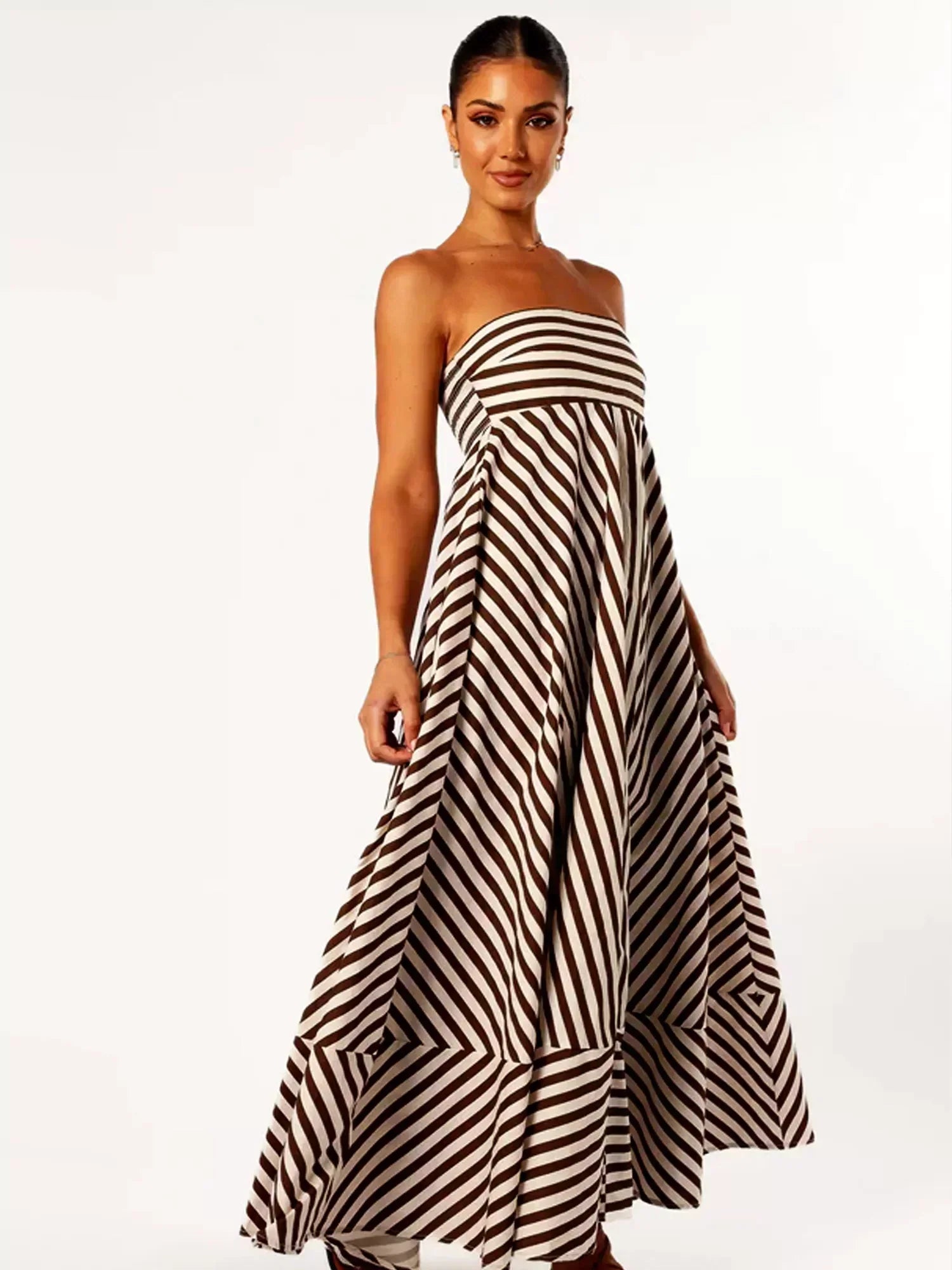 Elegant Off Shoulder Evening Gown - VibreMode