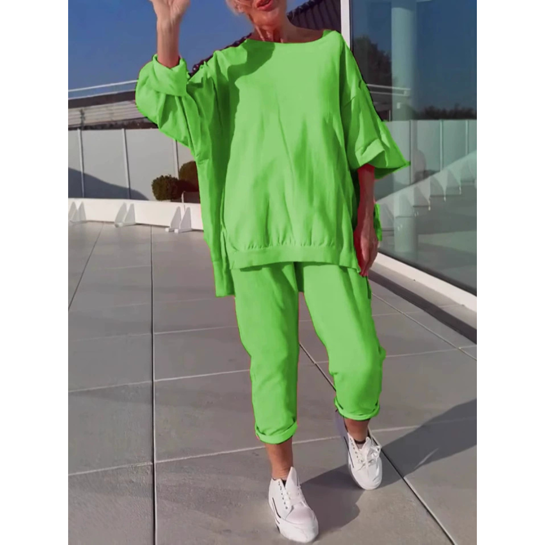 Women's Oversized Lounge Set And Pants