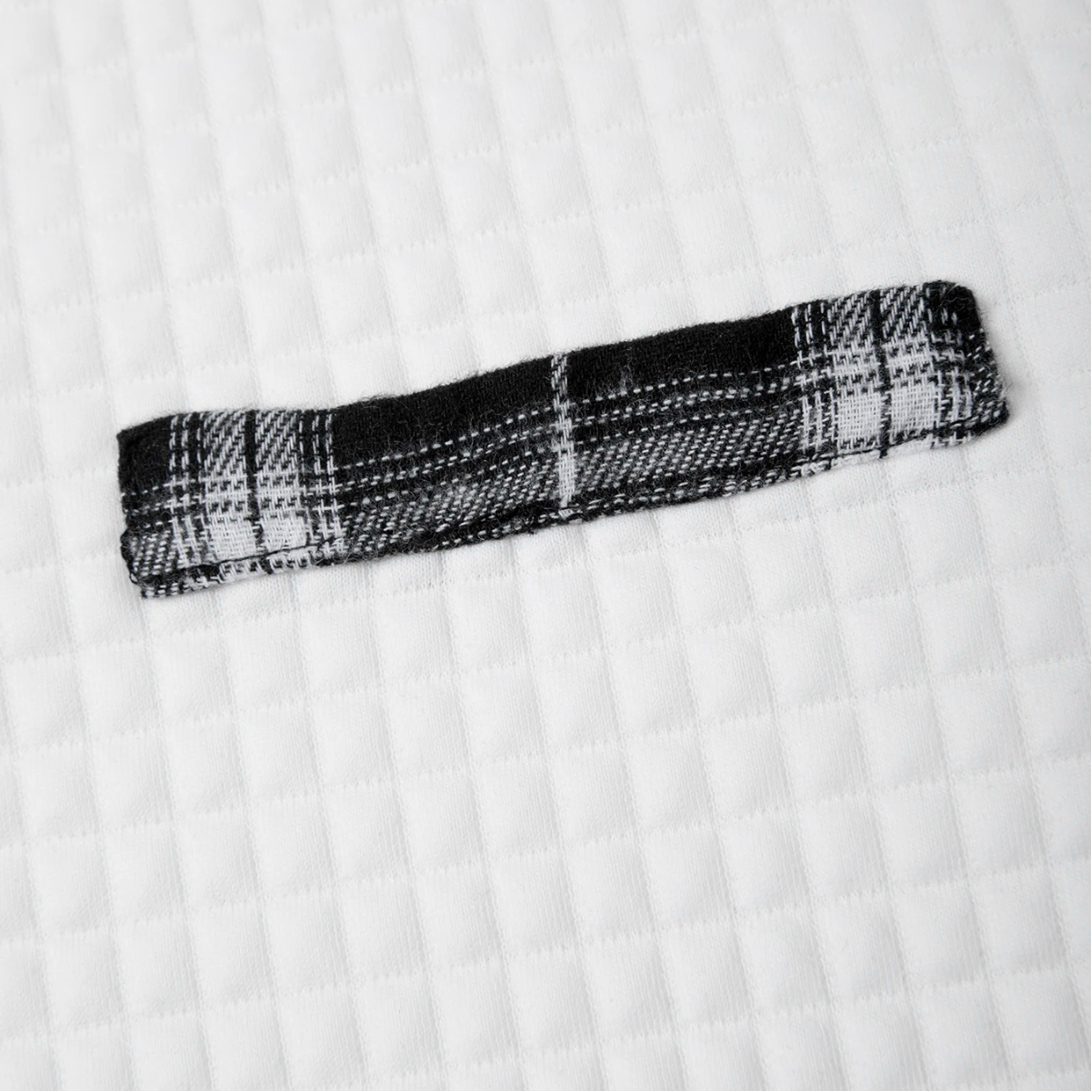 Men's Plaid Henley Sweater Textured Button Collar