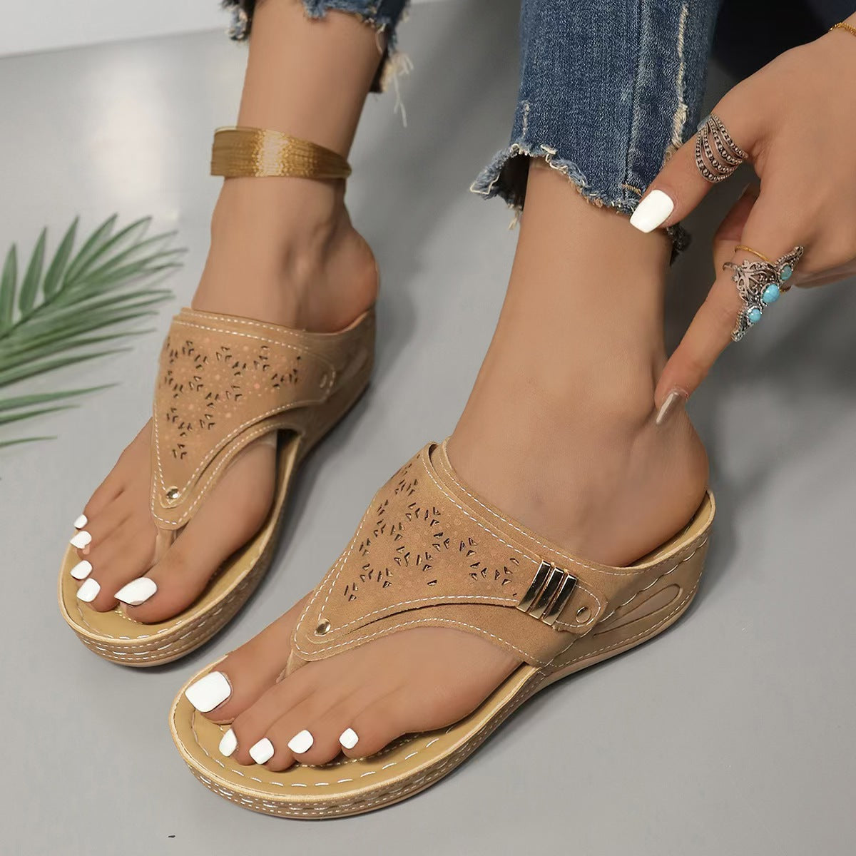 Comfortable Womens Walking Sandals with Arch Support