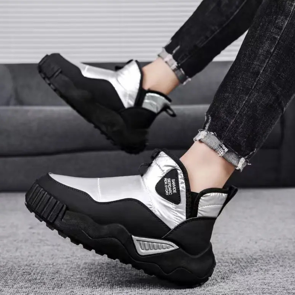 Men's Insulated Snow Boots Anti Slip Waterproof