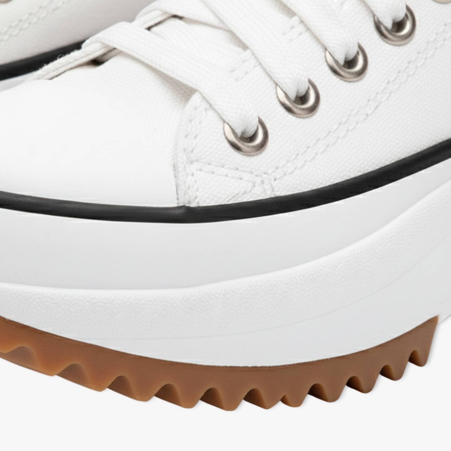 Fashionable Flat Canvas Sneakers for Women