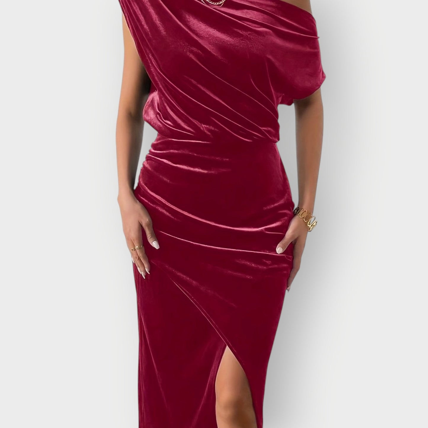 Chic Cold Shoulder Knee Length Dress