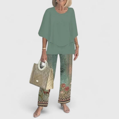 Relaxed Floral Print Blouse and Loose Fit Pants Set