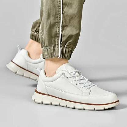 Men's Lace-Up Sneakers Rounded Toe
