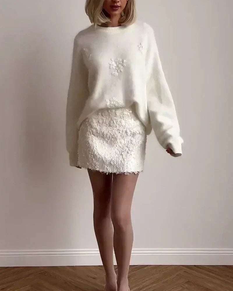 Ladies' Blossom Pattern Crew Neck Sweater