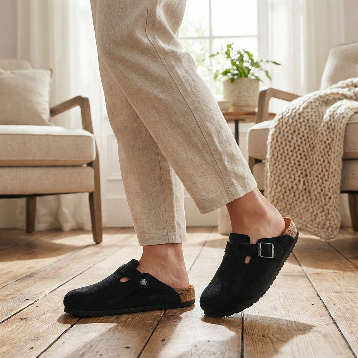 Ladies Comfortable Suede Slip On Shoes