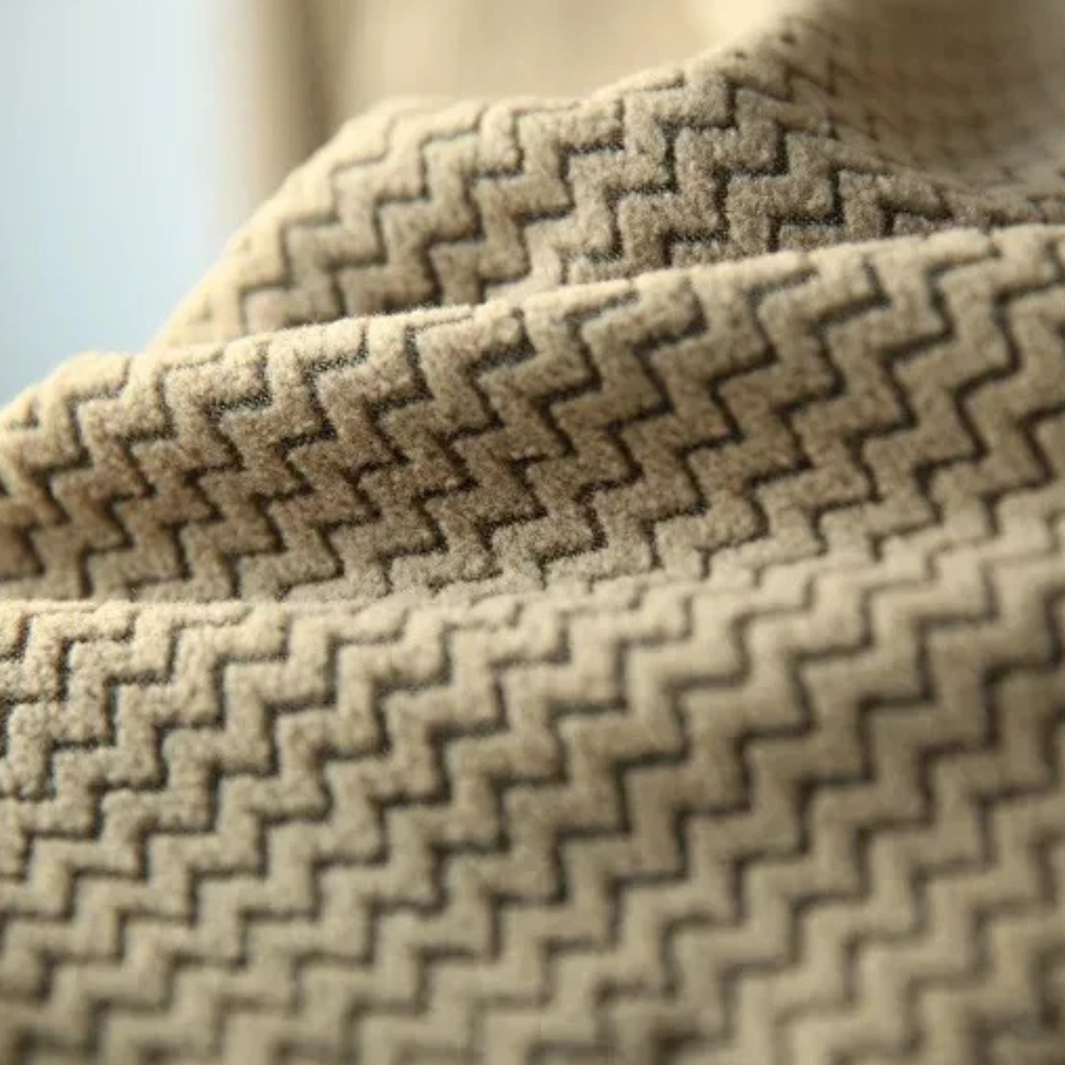 Warwick Men's Wavy Texture Sweater Chest Pocket
