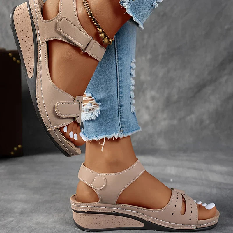 Comfortable Arch Support Walking Sandals for Women