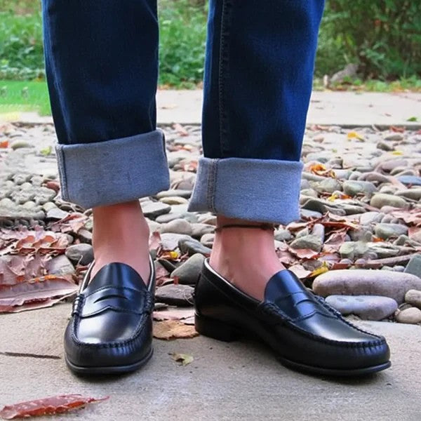 Women's Black Moc Toe Loafers Comfortable Leather