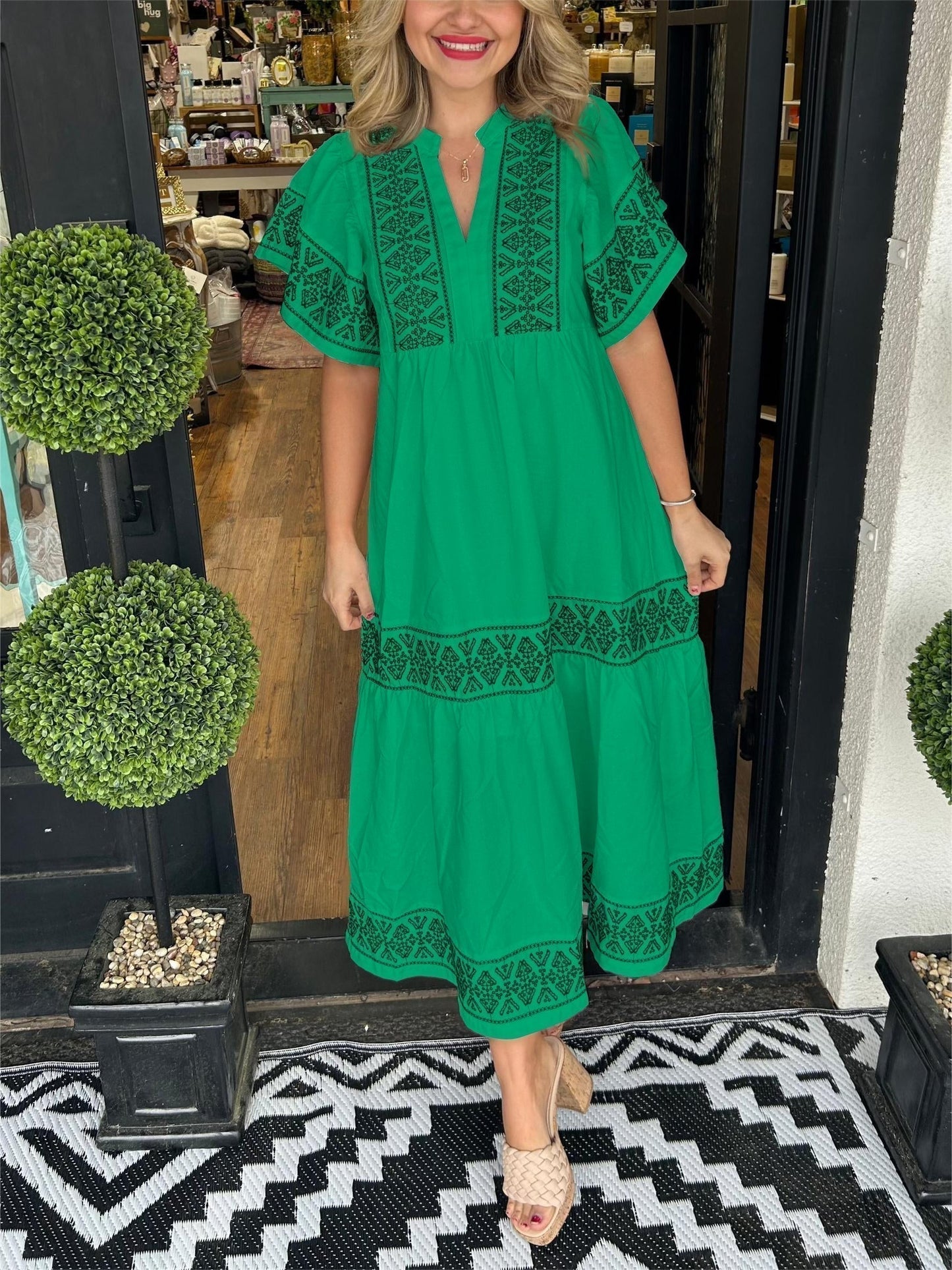 Women's Midi Dress Embroidered Notch Neck Short Sleeves