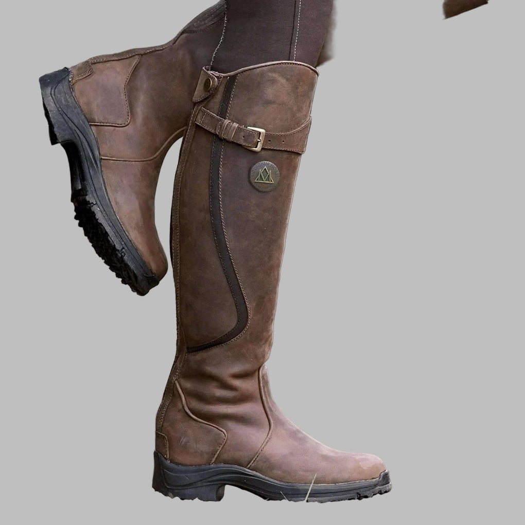 Stylish Women's Brown Hiking Boots with Buckle Strap - VibreMode