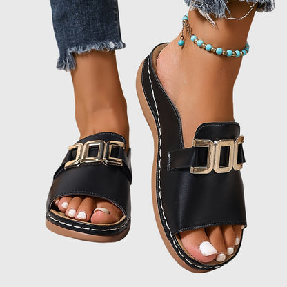 Comfortable Women's Buckle Flat Sandals