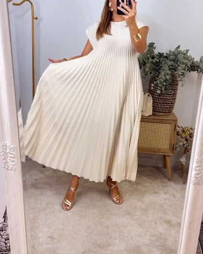 Elegant Ladies Long Pleated Evening Dress