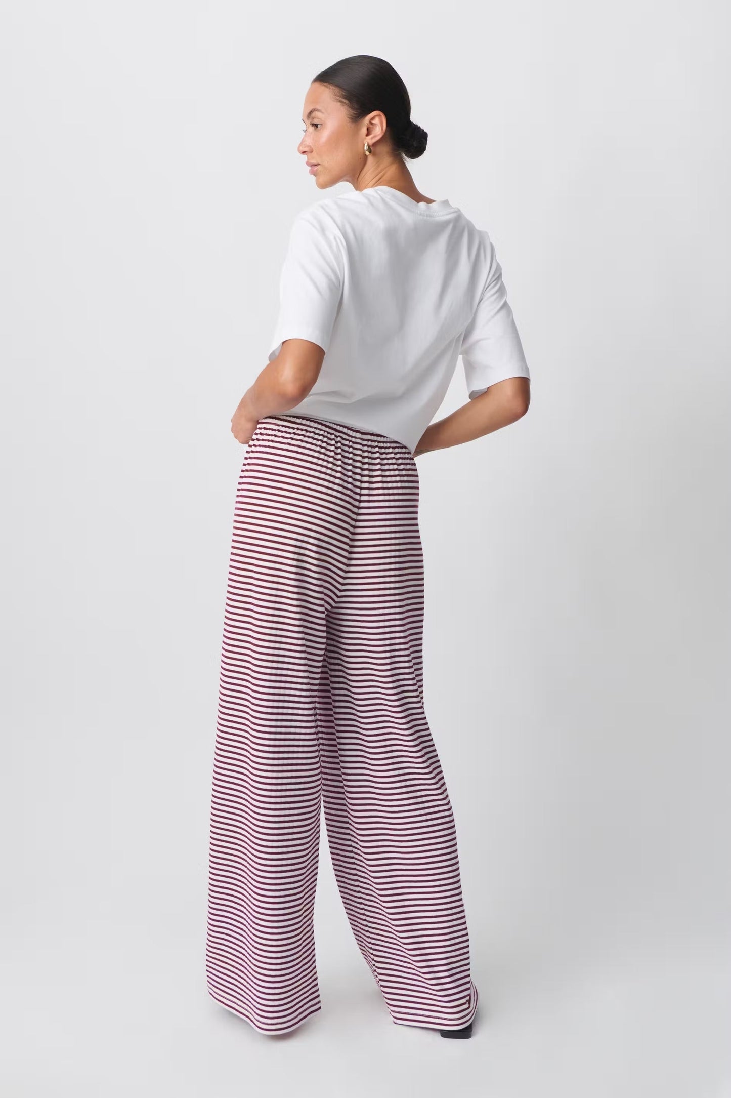Fashionable Ladies' Floral Wide Leg Pants