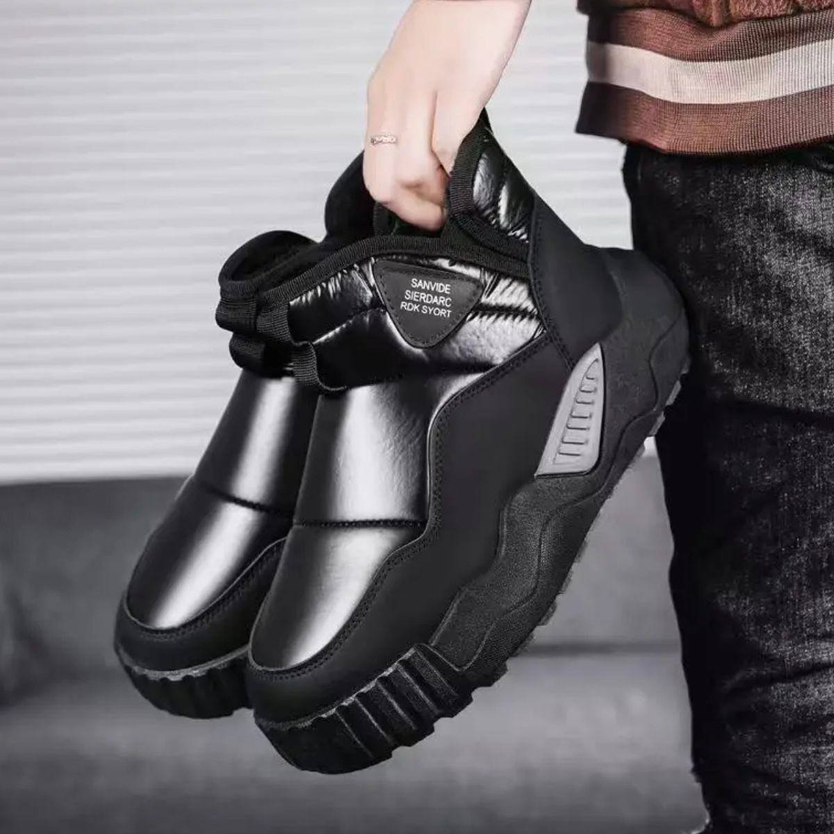 Men's Insulated Snow Boots Anti Slip Waterproof