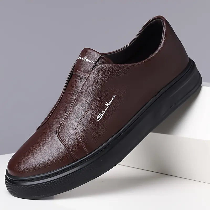 Nova Men's Leather Sneakers