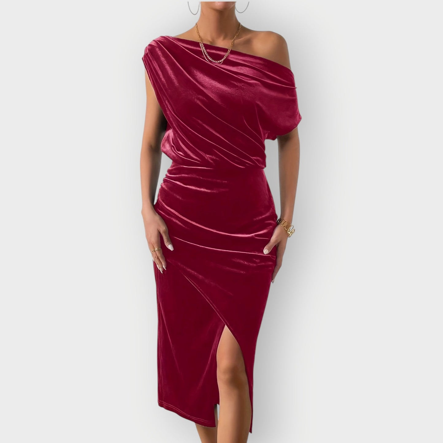 Chic Cold Shoulder Knee Length Dress - VibreMode