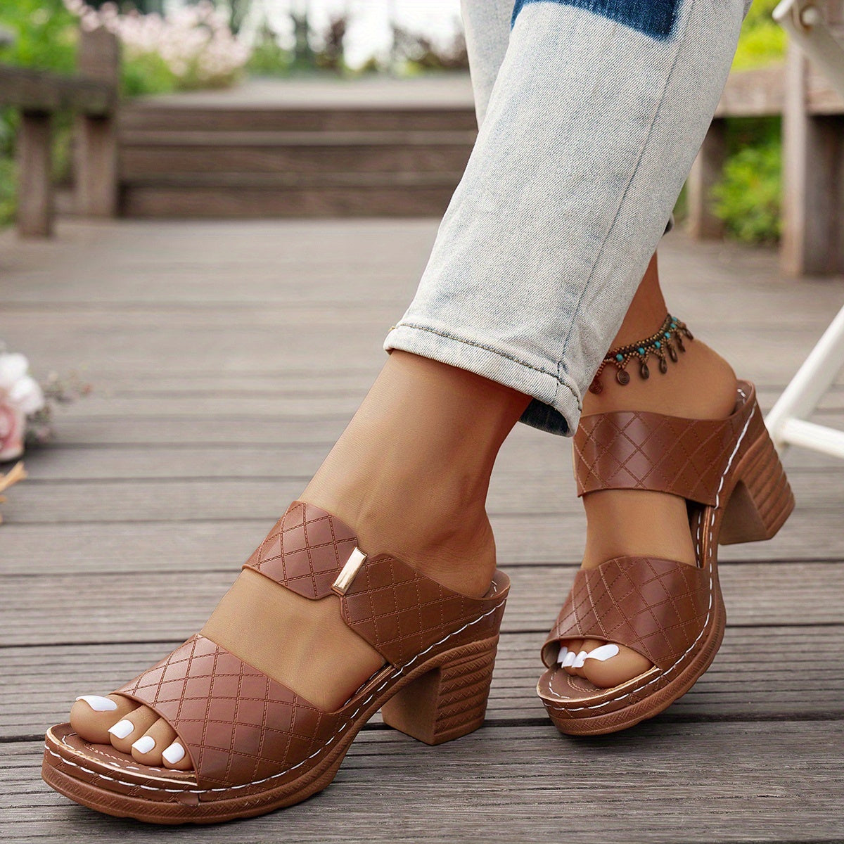 Comfortable Zelda Flat Sandals