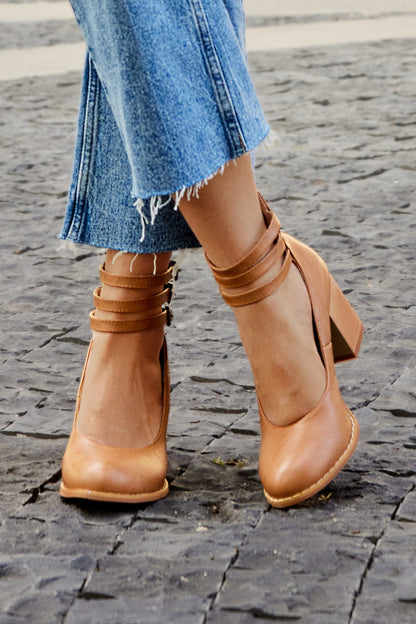 Comfortable Ankle Strap Sandals with High Heel