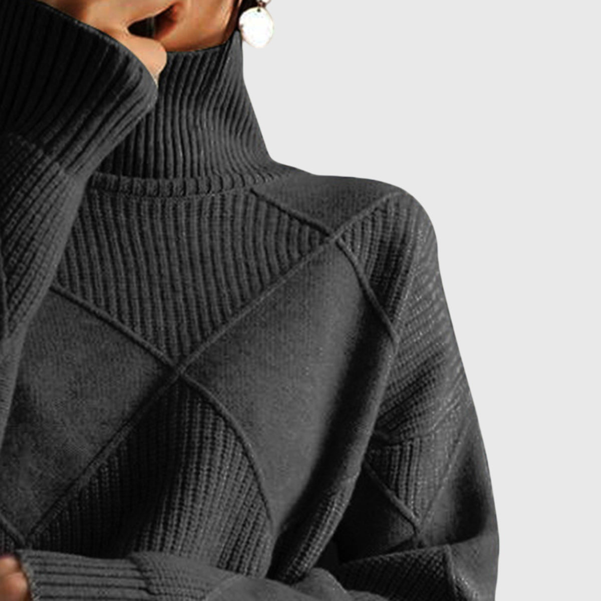 Avery Women's Turtleneck Sweater