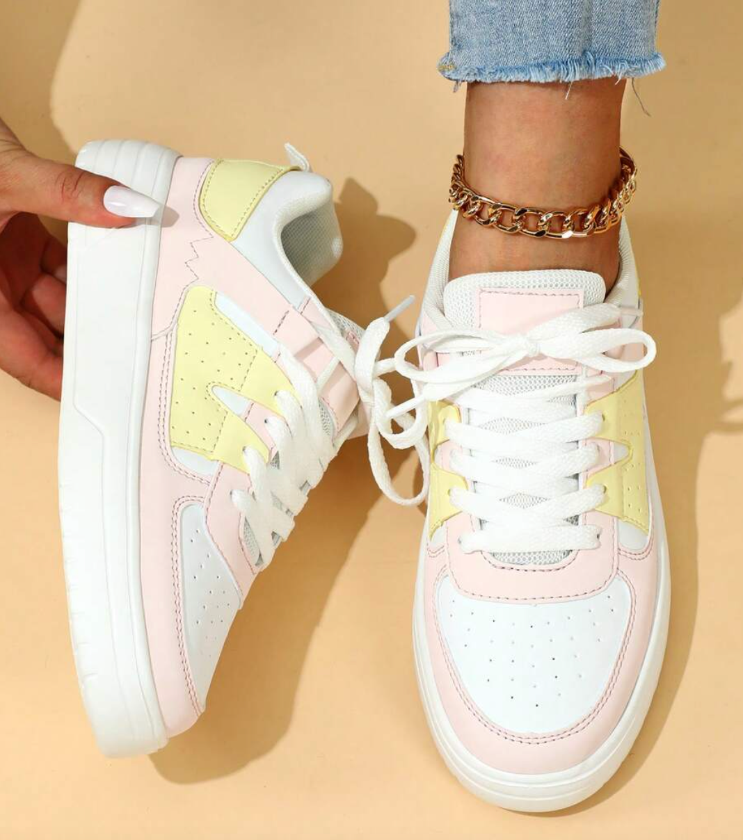Women's Comfort Sneakers Sporty Everyday Wear - VibreMode