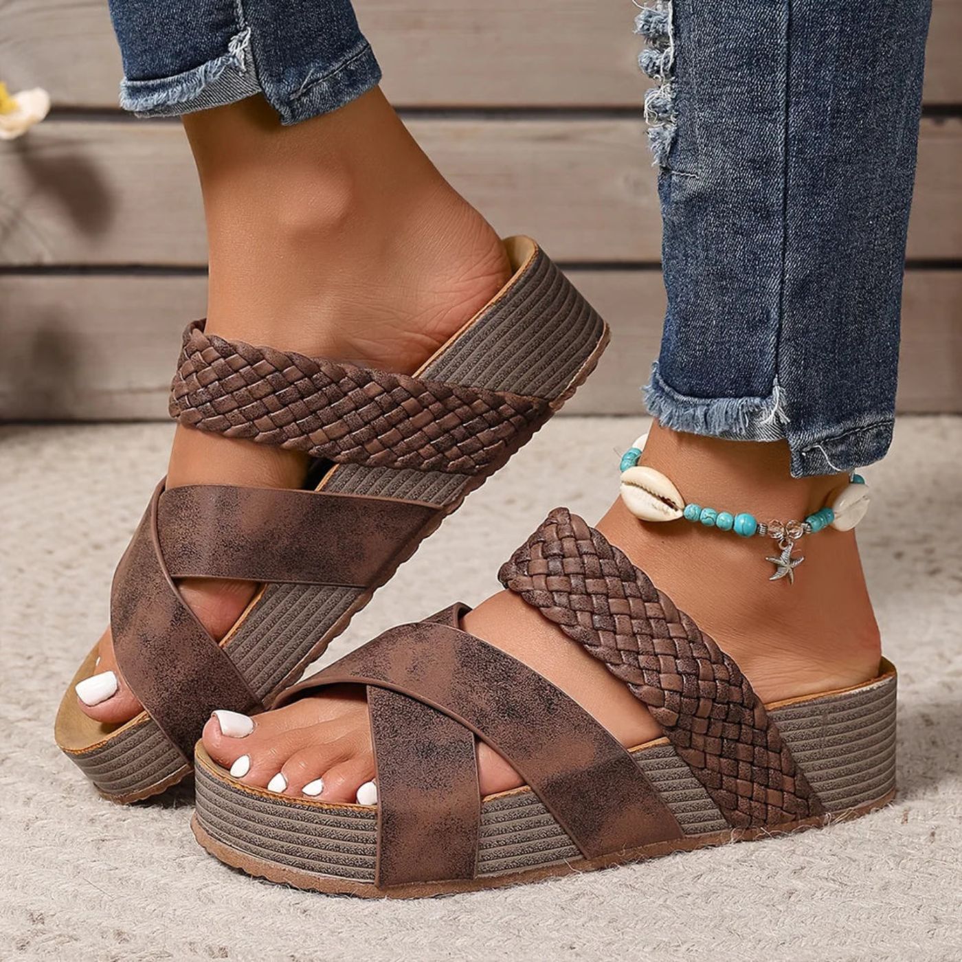 Comfortable Woven Platform Slip On Sandals