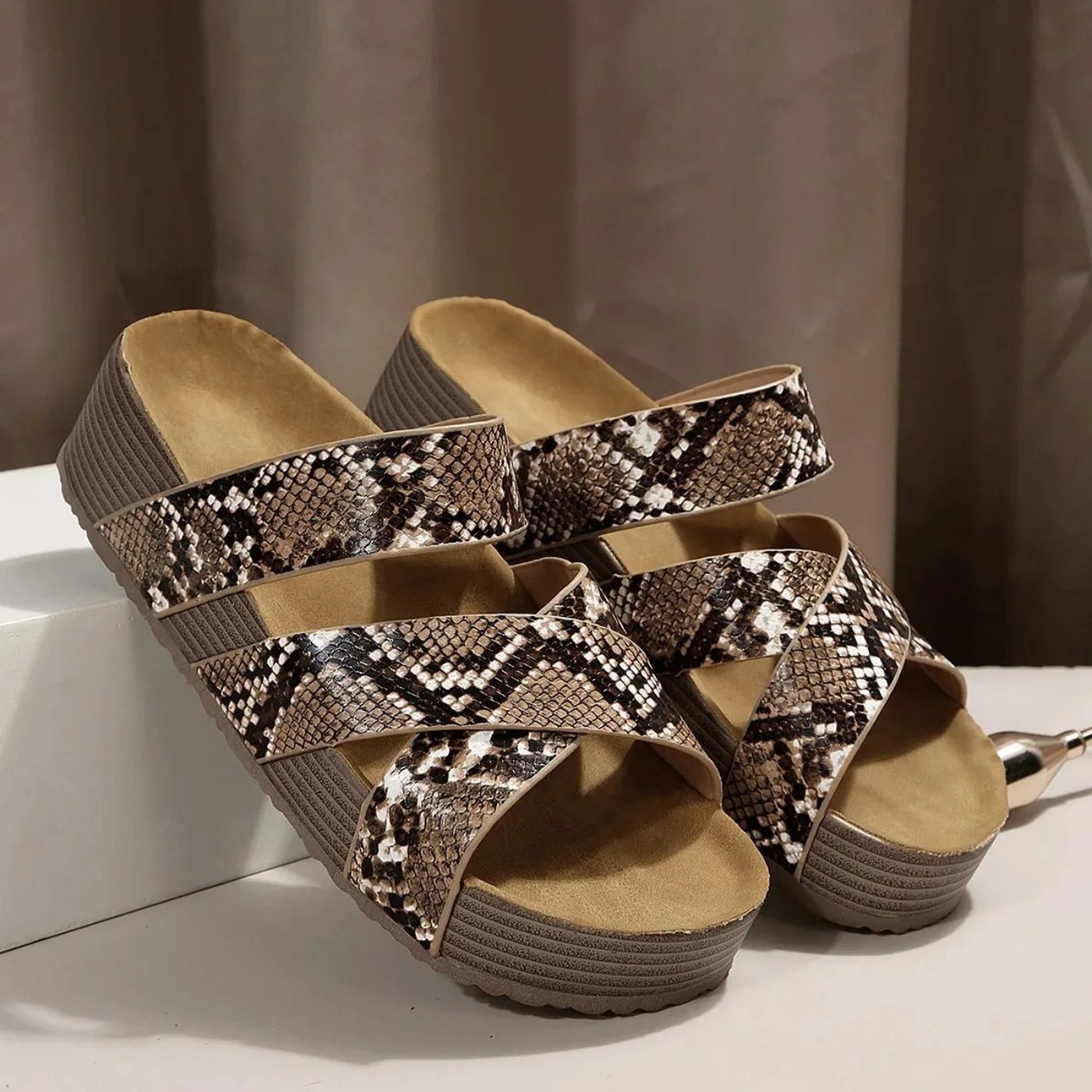 Comfortable Woven Platform Slip On Sandals