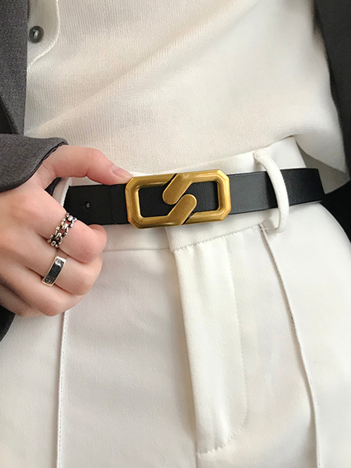Women's Leather Belt Geometric Buckle Modern Black