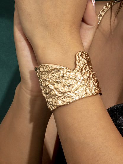 Women's Textured Metal Cuff Bracelet Adjustable - VibreMode