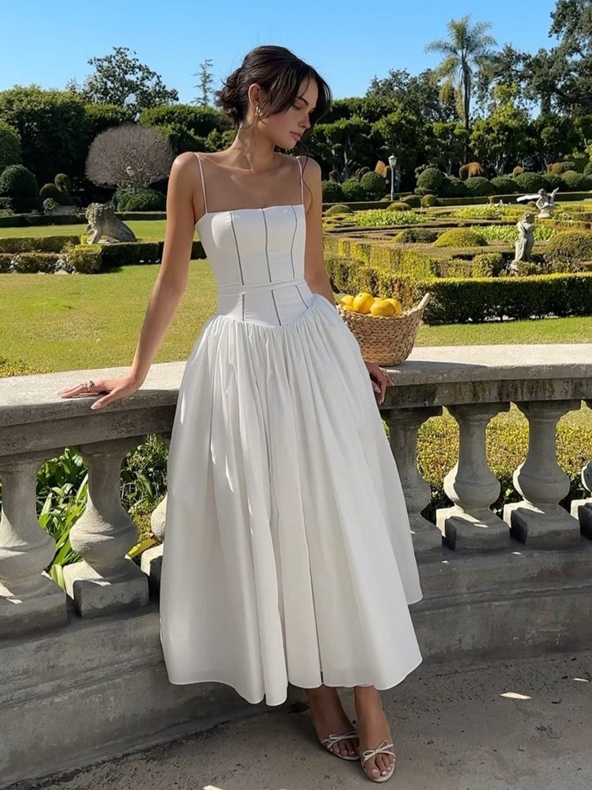 Elegant Ladies Lace Wedding Guest Dress - VibreMode
