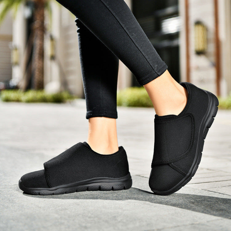 Comfortable Wide Fit Walking Shoes for Women with Adjustable Strap - VibreMode