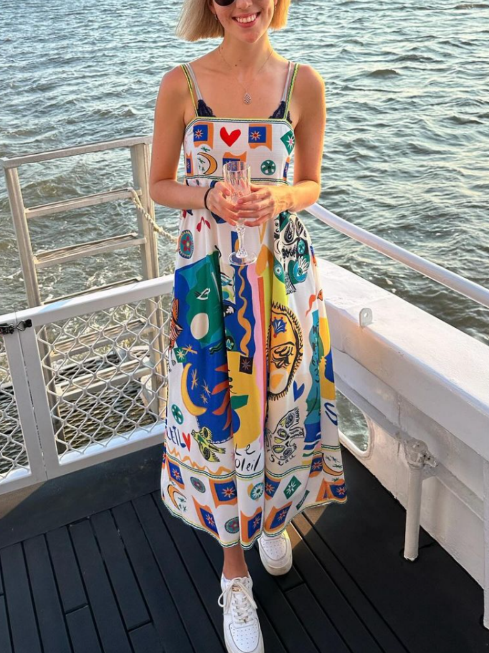 Elegant Casual Knee Length Dress - VibreMode