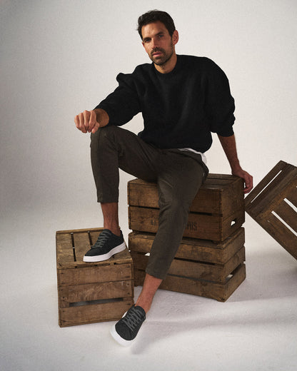 Men's Lace-Up Sneakers Minimal Design