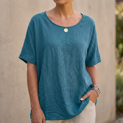 Women's Relaxed Fit Scoop Neck T-Shirt