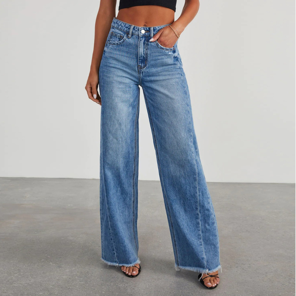 Comfortable Women's Relaxed Fit High Waist Jeans - VibreMode