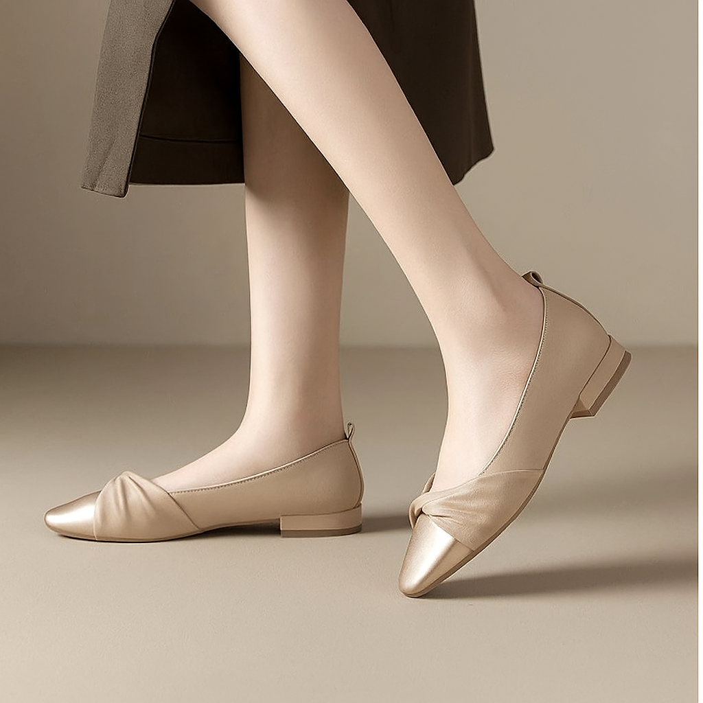 Women's Low Heel Leather Pumps - VibreMode