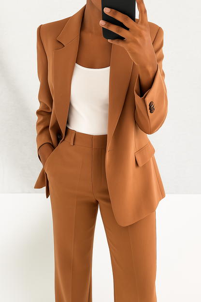 Warm Women's Fitted Blazer Pant Suit