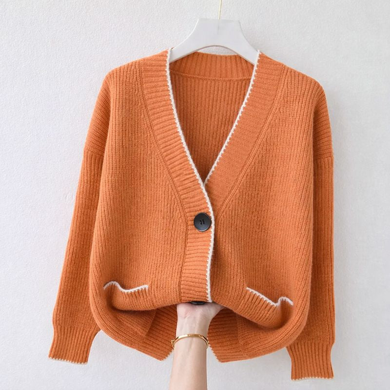 Women's V-Neck Cardigan Sweater With Patch Pockets - VibreMode