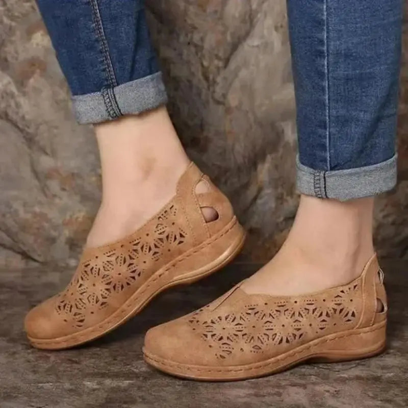 Women's Slip-On Shoes Low Wedge Comfortable Cut-Out Design - VibreMode