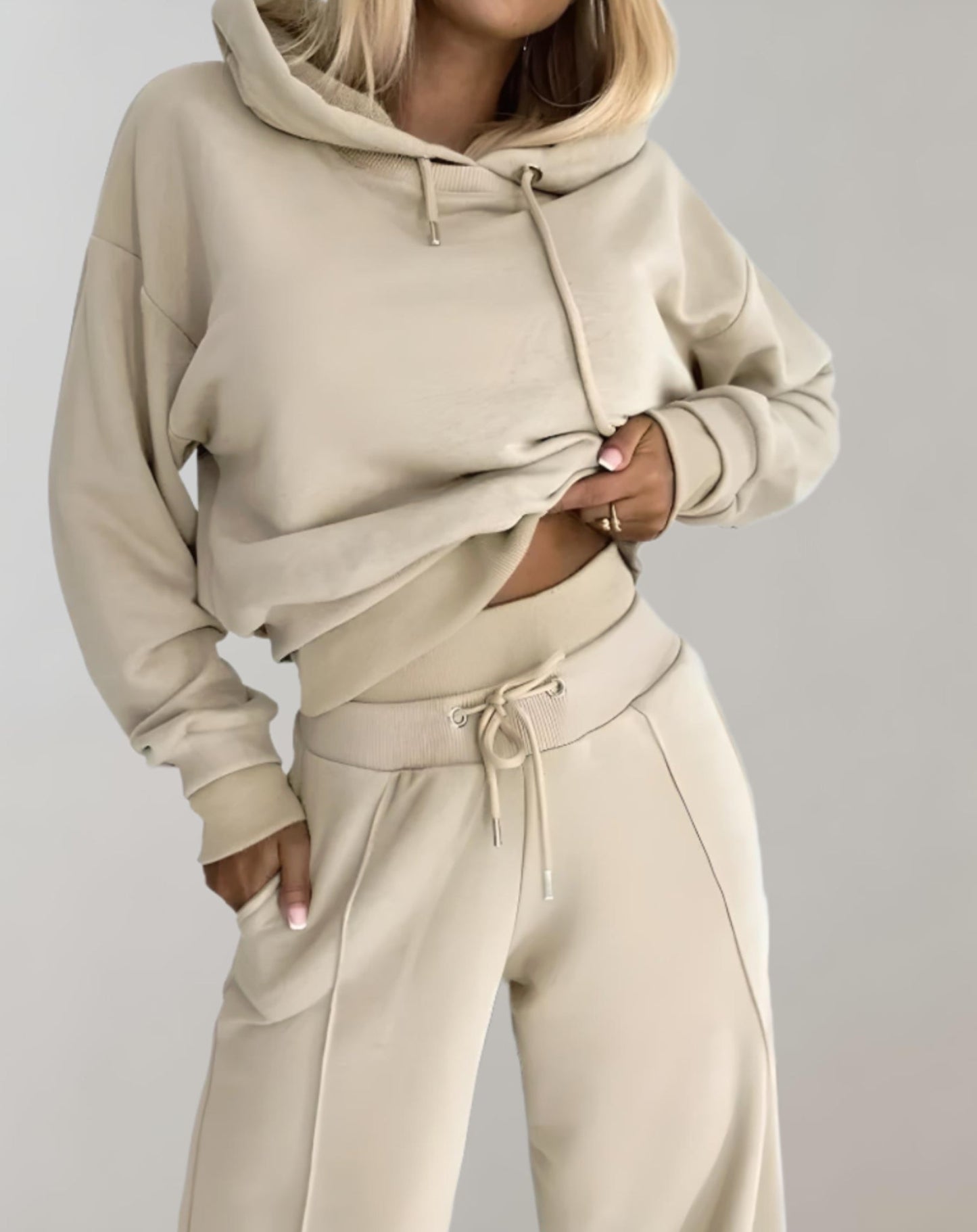 Comfy Women's Hooded Sweat Suit Set
